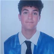 Profesor joven con 1 año de experiencia dando clases particulares, comprometido y con gran capacidad de adaptabilidad